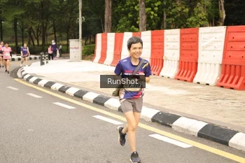 Runner Photo 4266451