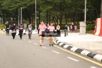 Runner Photo 4266457