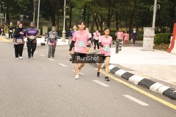 Runner Photo 4266462