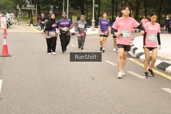 Runner Photo 4266465
