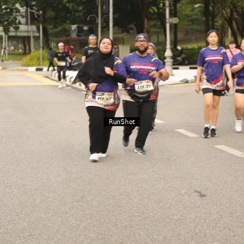 Runner Photo 4266472