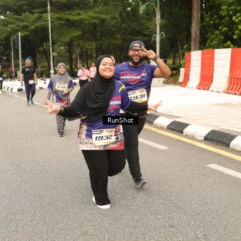 Runner Photo 4266488