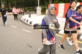 Runner Photo 4266506