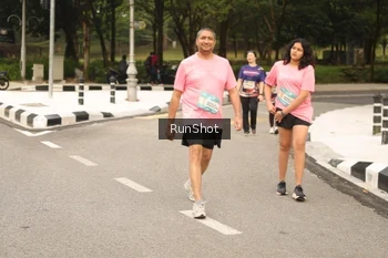 Runner Photo 4266542