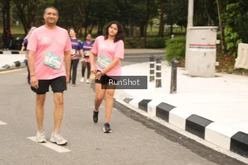 Runner Photo 4266548