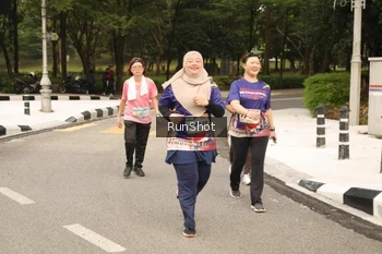Runner Photo 4266563