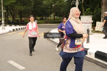 Runner Photo 4266569