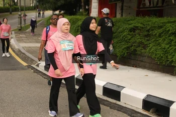 Runner Photo 4266613