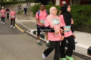 Runner Photo 4266617