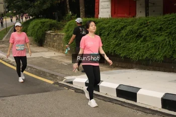 Runner Photo 4266631