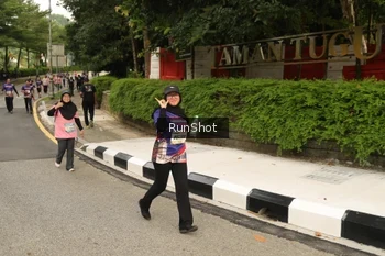 Runner Photo 4266646