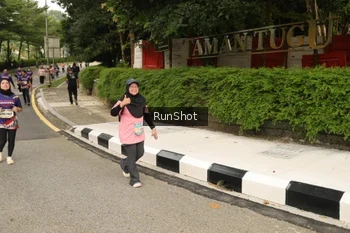 Runner Photo 4266652