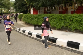 Runner Photo 4266655