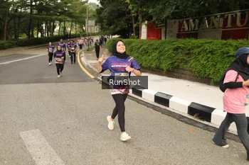 Runner Photo 4266658