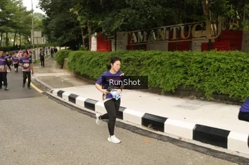 Runner Photo 4266684