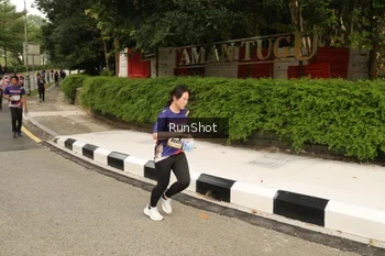 Runner Photo 4266685