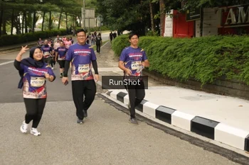 Runner Photo 4266704