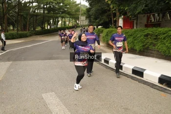Runner Photo 4266706