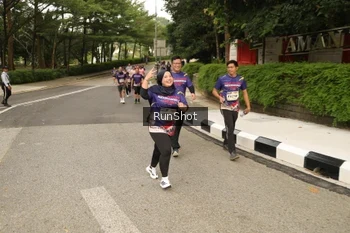 Runner Photo 4266710