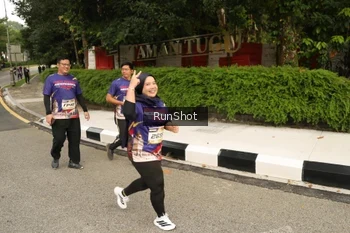 Runner Photo 4266719