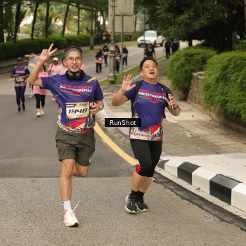 Runner Photo 4266736