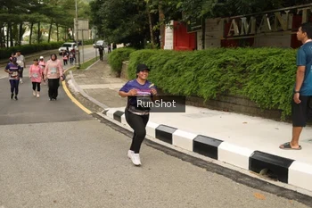 Runner Photo 4266754