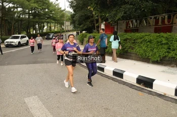 Runner Photo 4266776