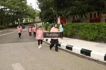 Runner Photo 4266800