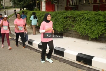 Runner Photo 4266823