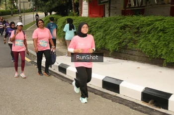 Runner Photo 4266824