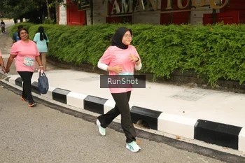 Runner Photo 4266831