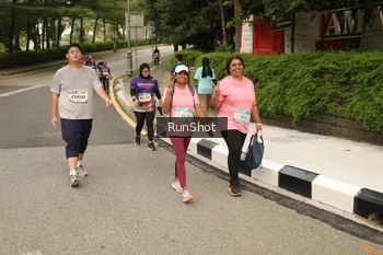 Runner Photo 4266837