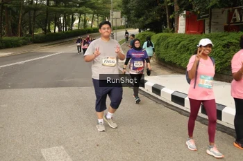 Runner Photo 4266849