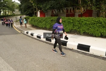 Runner Photo 4266868