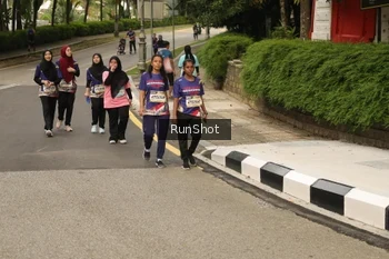 Runner Photo 4266869