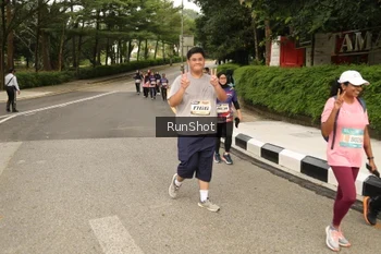Runner Photo 4266878