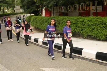 Runner Photo 4266884