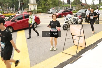 Runner Photo 4266942