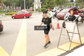 Runner Photo 4266944