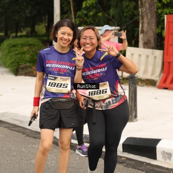 Runner Photo 4266992