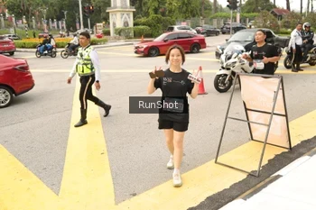 Runner Photo 4266998