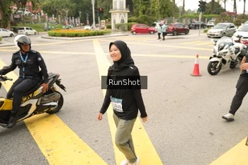 Runner Photo 4267014