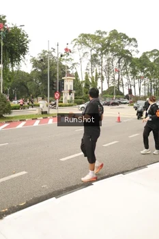 Runner Photo 4267073