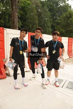 Runner Photo 4267083