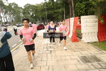 Runner Photo 4267088