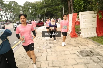 Runner Photo 4267091