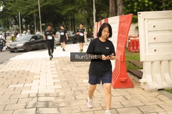 Runner Photo 4267107