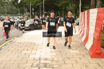 Runner Photo 4267116
