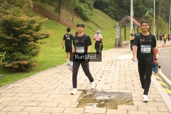Runner Photo 4267122
