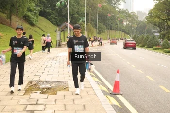Runner Photo 4267125